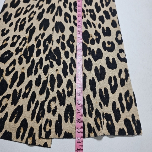 Chico's small (0) Animal print & colorblock reversible Cardigan. Open front. - Picture 4 of 13